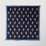 Μαντήλι για το πέτο | 100% λινό σε μπλέ τόνους με μεγάλο λαχούρι σχεδιασμό σε λευκή απόχρωση