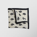 Μαντήλι για το πέτο | 100% λινό σε υπόλευκη βάση με μεγάλο λαχούρι σχεδιασμό σε μαύρη απόχρωση