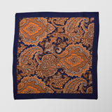 Μαντήλι για το πέτο | 100% μετάξι σε μπλε βάση με χάλκινες και πορτοκαλί λεπτομέρειες σε λαχούρι σχεδιασμό
