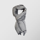 Ανδρικό Φουλάρι / Κασκόλ | με κρόσσια σε γκρι τόνους με ριγέ σχεδιασμό