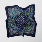 Μαντηλάκι για το πέτο | διπλής όψης με μπλέ βάση, γήινες αποχρώσεις και ρετρό σχεδιασμό