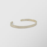 Ασημένια χειροπέδα | χειροποίητη με ανάγλυφο σχεδιασμό