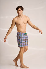 Ανδρικό μαγιό | σε γήινους τόνους με επαναλαμβανόμενο ρετρό σχεδιασμό