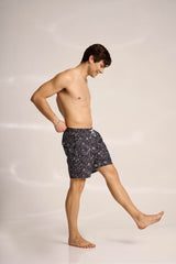 Ανδρικό μαγιό | σε μαύρη βάση με μικρό λευκό λαχούρι σχέδιο