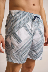 Ανδρικό μαγιό | σε λευκή βάση με γεωμετρικό σχέδιο