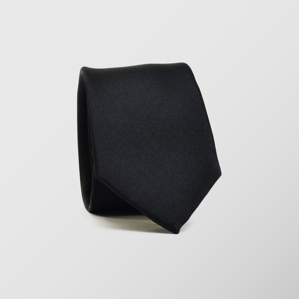 Στενή γραβάτα | 100% μετάξι σε μαύρη απόχρωση