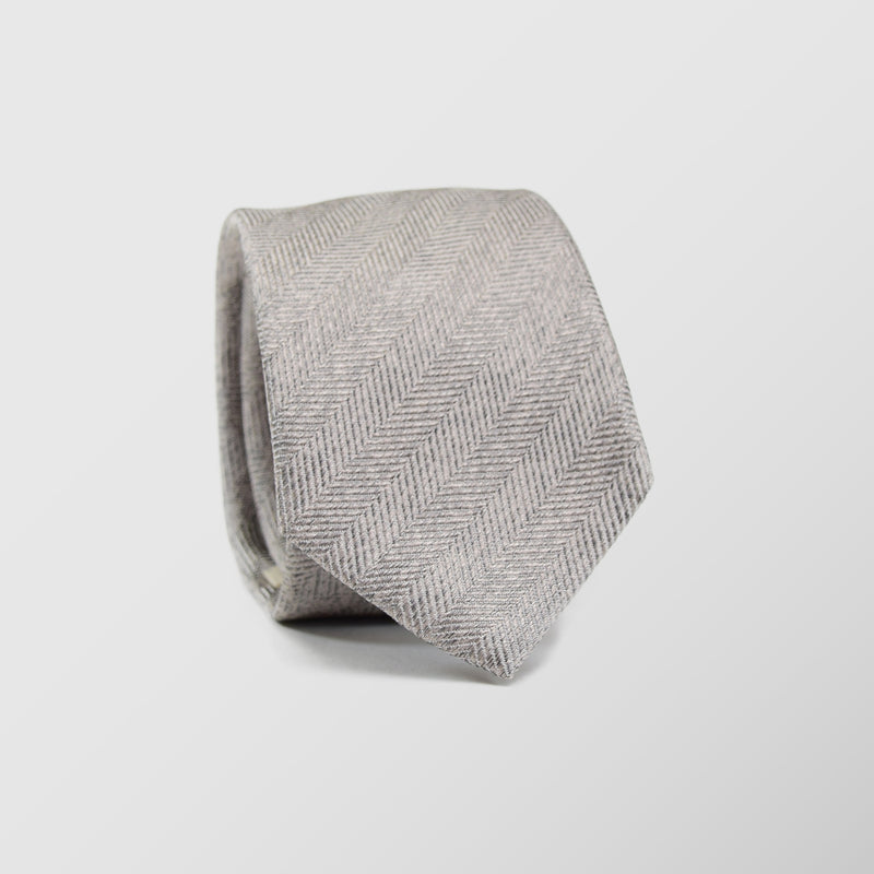 Στενή γραβάτα | σε ανοιχτή γκρί απόχρωση σετ με μαντηλάκι