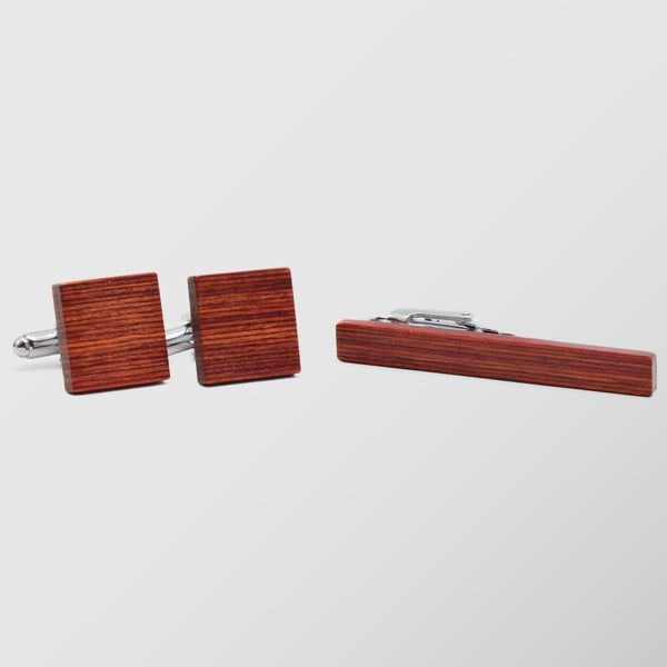 Σετ κλιπ γραβάτας / μανικετόκουμπα | ξύλινο σε καφέ απόχρωση με νερά στον σχεδιασμό του
