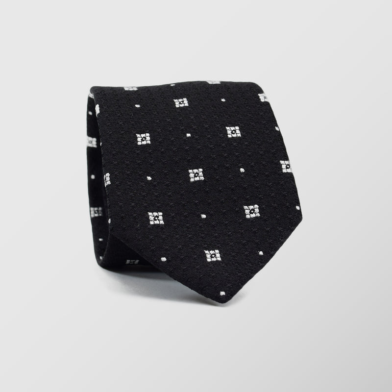Φαρδιά γραβάτα | σε μαύρη βάση με λευκό σχέδιο