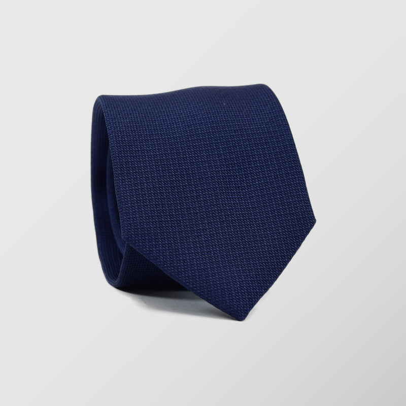 Φαρδιά γραβάτα | σε μπλε απόχρωση