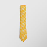 Φαρδιά γραβάτα | μεταξωτή σε κίτρινη βάση με μικρό λευκό φλοράλ σχέδιο σετ με μαντηλάκι