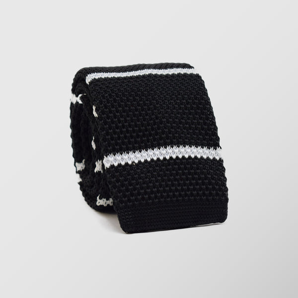 Πλεκτή Γραβάτα | σε μαύρη απόχρωση με λευκό οριζόντιο ριγέ σχεδιασμό