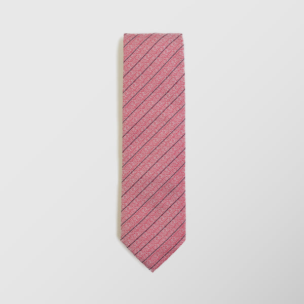 Φαρδιά γραβάτα | σε κοραλί κόκκινη βάση με ανάγλυφο και διαγώνιο ριγέ σχεδιασμό