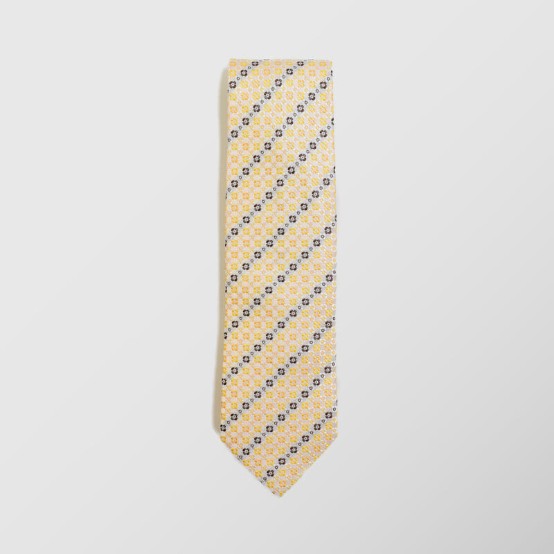 Φαρδιά γραβάτα | σε υπόλευκή βάση με μικρό ρετρό σχεδιασμό τύπου φλοραλ σε κίτρινους και καφέ τόνους σετ με μαντηλάκι