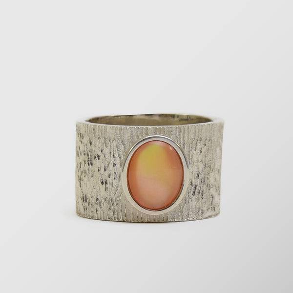 Δαχτυλίδι | απο ασήμι 925 με ανάγλυφο σχεδιασμό και πέτρα Mother of Pearl