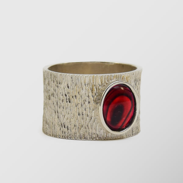 Δαχτυλίδι | απο ασήμι 925 με ανάγλυφο σχεδιασμό και κόκκινη πέτρα απο κογχύλι paua