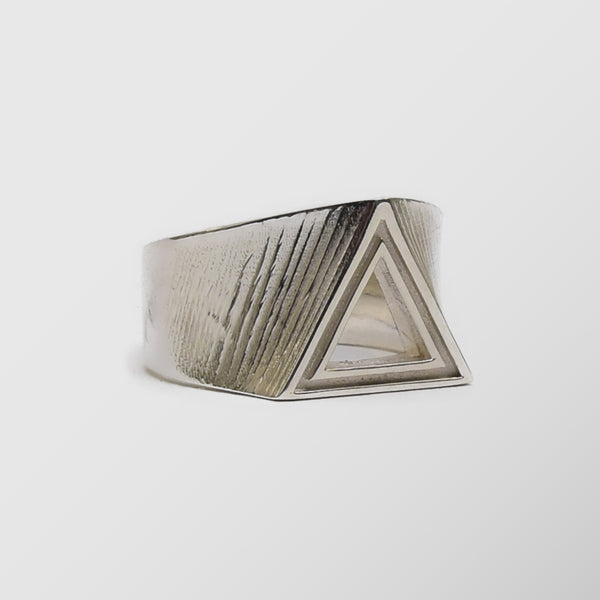 Δαχτυλίδι | από ασήμι 925 με τριγωνικό γεωμετρικό σχέδιο